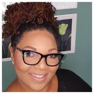 Meet your Posher, Diana